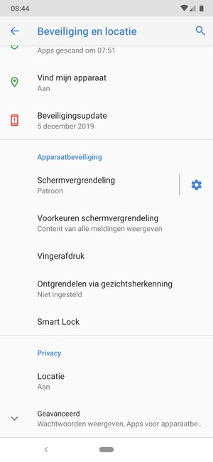 Om de pin voor de simkaart te wijzigen, scroll naar en selecteer Geavanceerd