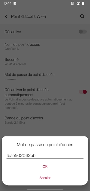 Saisissez un mot de passe de hotspot Wi-Fi d'au moins 8 caractères et sélectionnez OK