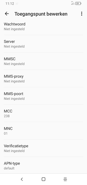 Scroll naar beneden en voer internetgegevens in