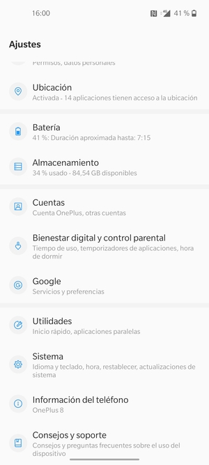 Desplácese y seleccione Sistema