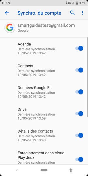 Assurez-vous que Contacts est sélectionné