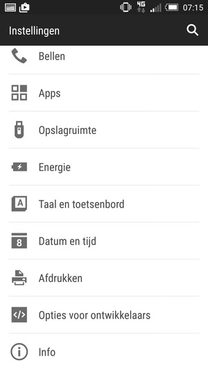 Scroll naar en selecteer Info