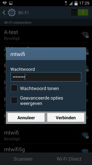 Voer het WiFi-wachtwoord in en selecteer Verbinden