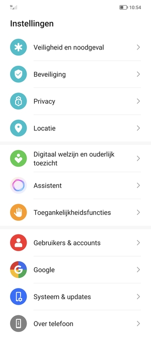 Scroll naar en selecteer Gebruikers & accounts