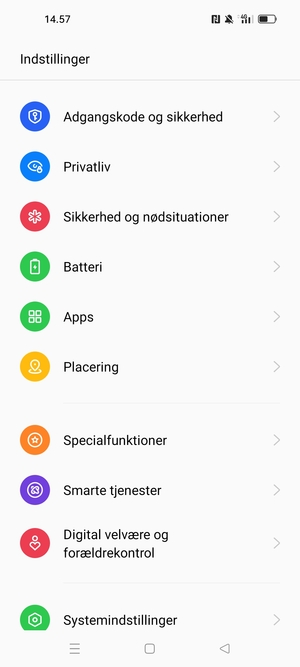 Scroll til og vælg Adgangskode og sikkerhed