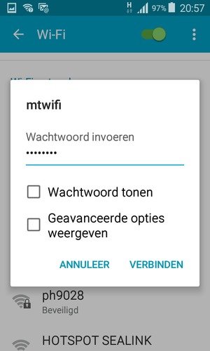 Voer het WiFi-wachtwoord in en selecteer VERBINDEN