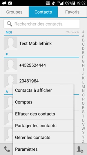 Sélectionnez Gérer les contacts