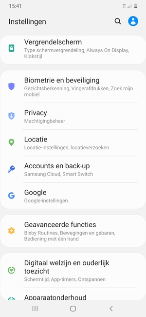 Scroll naar en selecteer Accounts en back-up