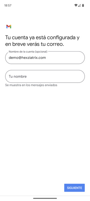 Déle a su cuenta un nombre y escriba su nombre. Seleccione SIGUIENTE