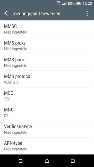Scroll naar beneden en voer mms-gegevens in