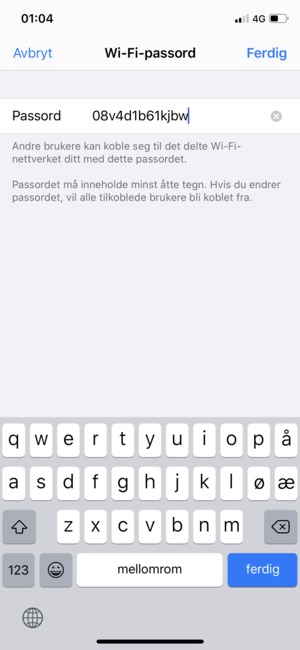 Skriv inn et Wi-Fi hotspot-passord på minst 8 tegn og velg Ferdig