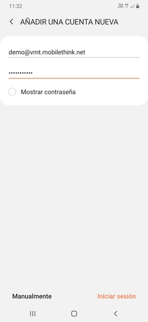 Introduzca su Dirección de correo electrónico y Contraseña. Seleccione Iniciar sesión