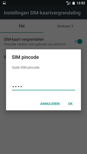 Voer uw Oude SIM pincode in en selecteer OK