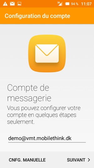 Saisissez votre adresse e-mail et sélectionnez SUIVANT