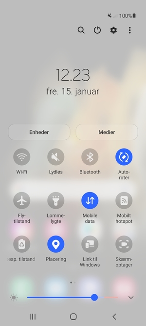 Vælg Lydløs for at skifte til lyd igen