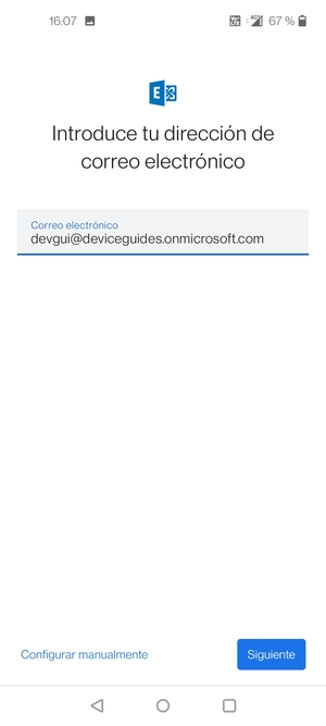 Introduzca su Dirección de correo electrónico y seleccione Configurar manualmente