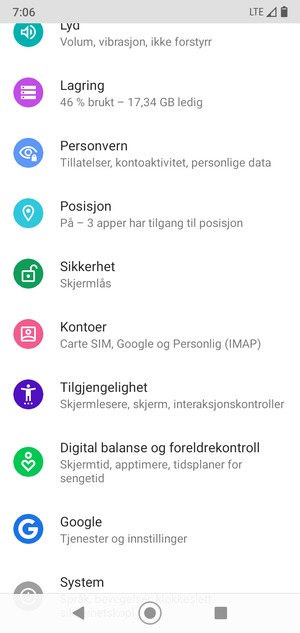 Gå tilbake til Innstillinger-menyen og velg Kontoer