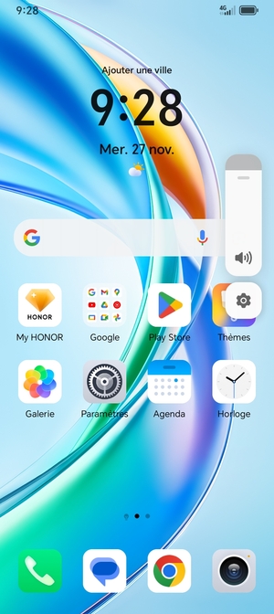 Maintenir appuyé pour baisser le volume au niveau requis