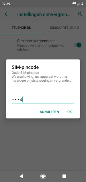 Voer uw Oude SIM pincode in en selecteer OK