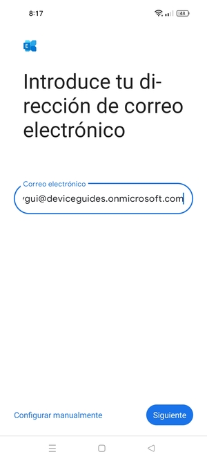 Introduzca su Dirección de correo electrónico y seleccione Configurar manualmente
