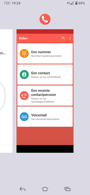 Veeg apps naar boven om ze te sluiten
