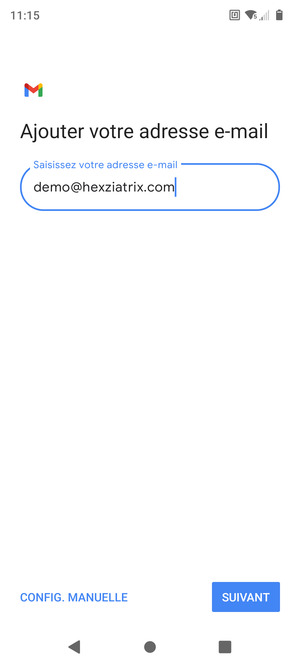 Saisissez votre adresse e-mail et sélectionnez SUIVANT