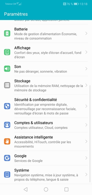 Faites défiler et sélectionnez Sécurité & confidentialité