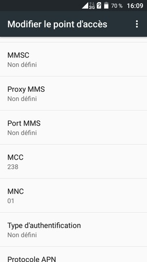 Faites défiler vers le bas et saisissez les informations MMS