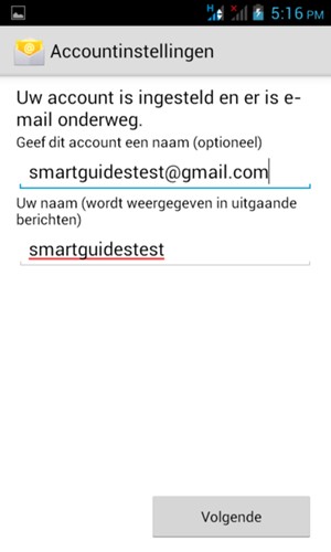 Geef uw account een naam en voer uw naam in. Selecteer Volgende