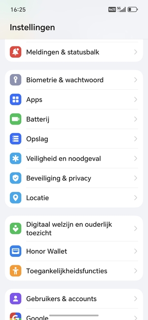 Scroll naar en selecteer Beveiliging & privacy