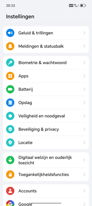 Scroll naar en selecteer Beveiliging & privacy