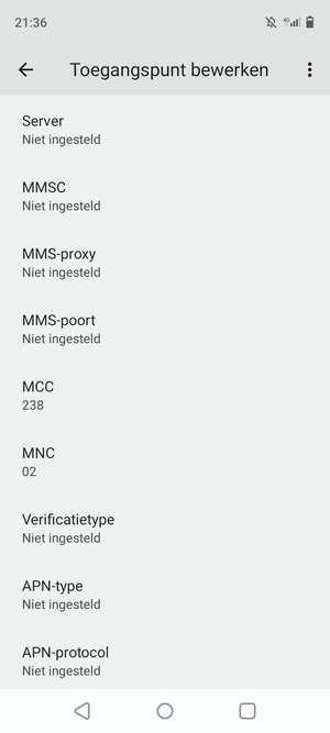 Scroll naar beneden en voer mms-gegevens in