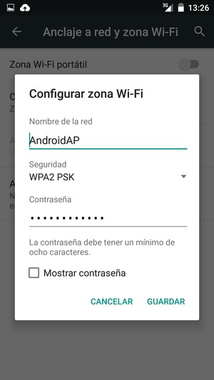 Introduzca una contraseña de punto de acceso Wi-Fi de al menos 8 caracteres y seleccione GUARDAR