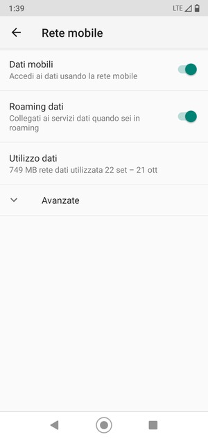Attiva o disattiva Roaming dati
