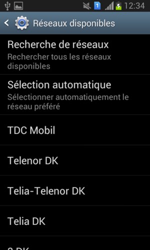 Sélectionnez un opérateur réseau dans la liste