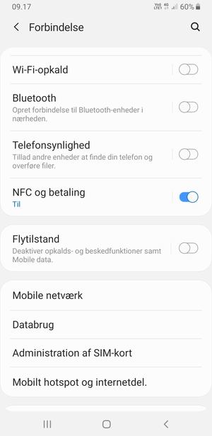 Scroll til og vælg Mobile netværk