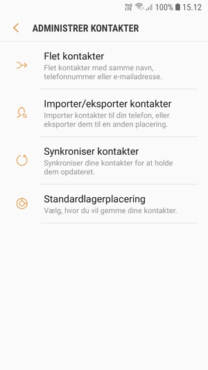 Vælg Importer/eksporter kontakter