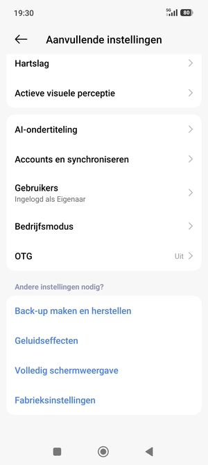 Scroll naar en selecteer Accounts en synchroniseren