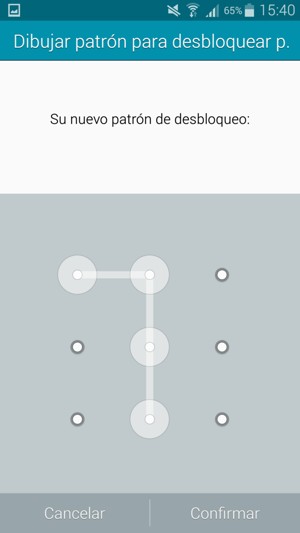 Dibuje de nuevo el patrón de desbloqueo y seleccione Confirmar