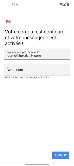 Donnez un nom à votre compte et saisissez votre nom. Sélectionnez SUIVANT