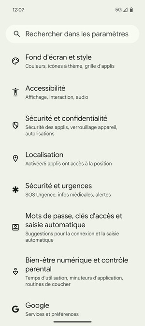 Faites défiler et sélectionnez Mots de passe, clés d'accès et saisie automatique