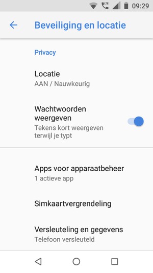 Scroll naar en selecteer Simkaartvergrendeling