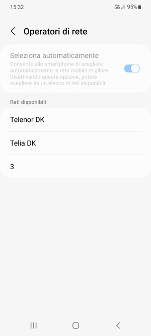 Seleziona un operatore di rete dall'elenco