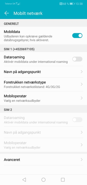 Scroll til SIM 1 eller SIM 2 og vælg Navn på adgangspunkt