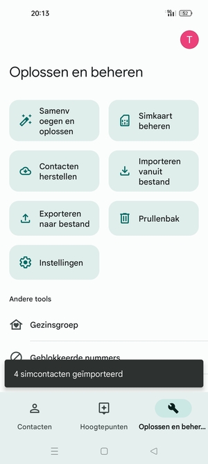 Uw contactpersonen worden opgeslagen naar uw Google-account en naar uw telefoon de volgende keer dat Google gesynchroniseerd wordt.