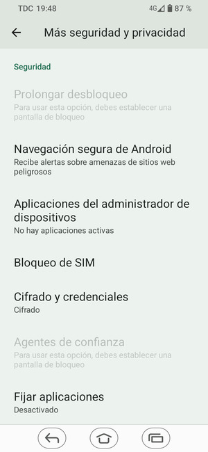 Desplácese y seleccione Bloqueo de SIM