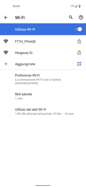 Seleziona la rete wireless a cui desideri connetterti
