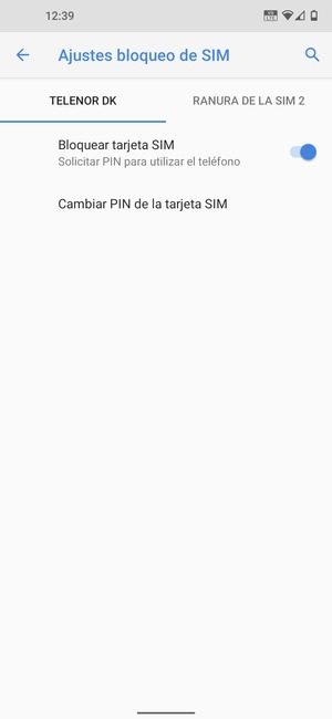 Seleccione Public y Cambiar PIN de la tarjeta SIM