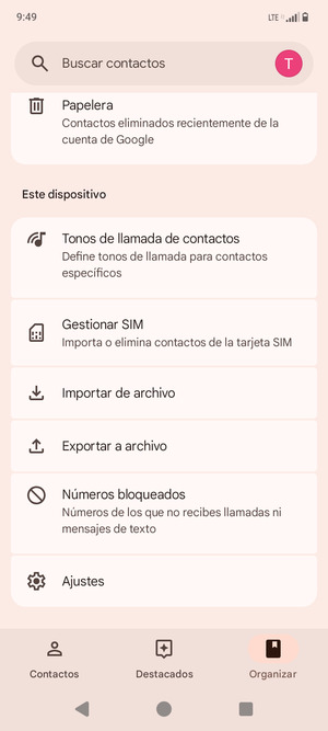 Desplácese y seleccione Gestionar SIM