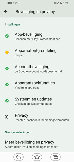 Scroll naar en selecteer Meer beveiliging en privacy
